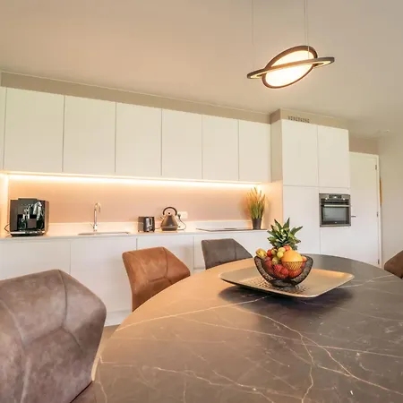 Διαμέρισμα Whispering Waves With Parking & Terrace By Interhome