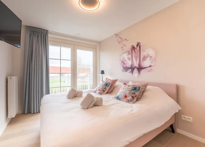 Whispering Waves With Parking & Terrace By Interhome *