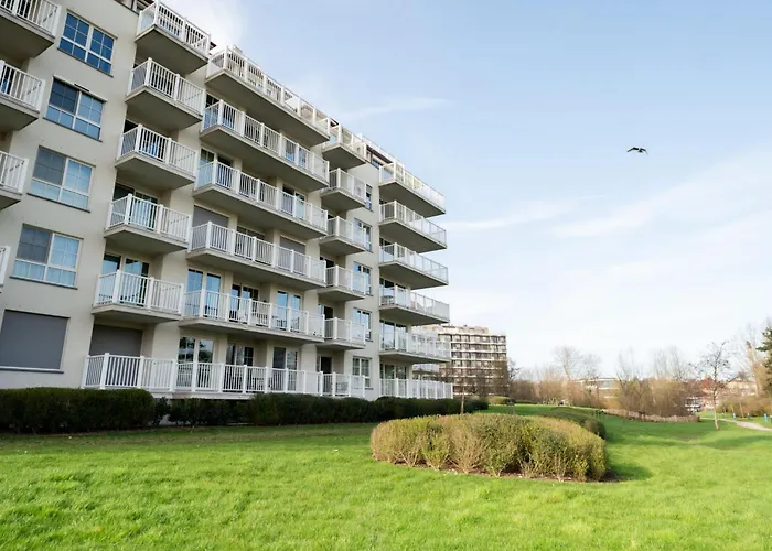 Whispering Waves With Parking & Terrace By Interhome * Бланкенберге